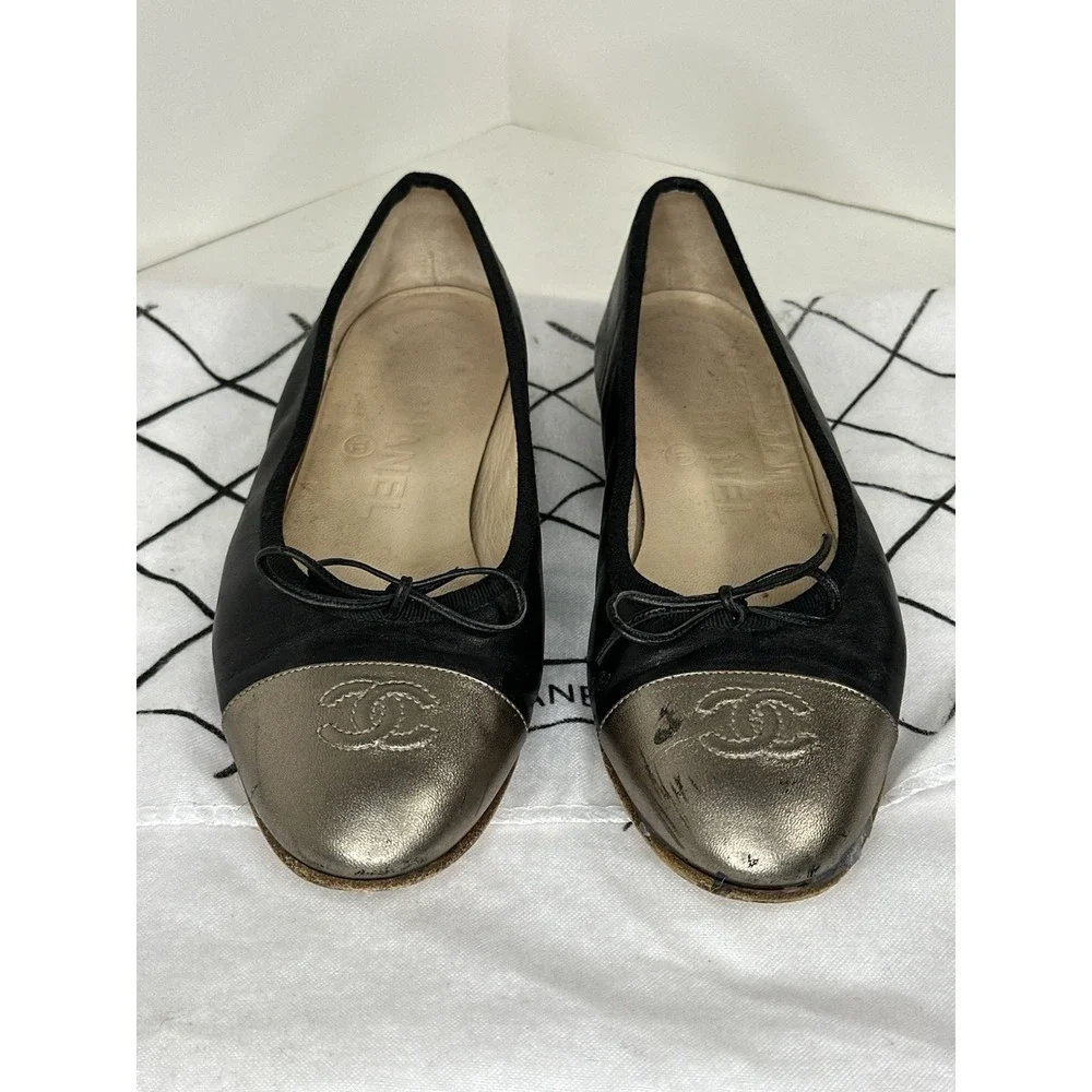 CHANEL Women's Leather Ballet‎ Flats W/Metallic Cap Toe, Black, Size 35.5/US 5